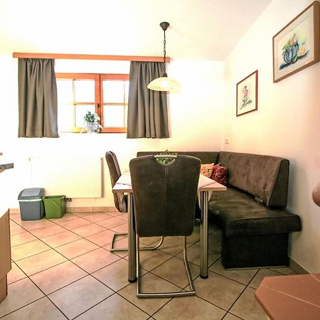 Apartment Plank Stumm Bagian luar foto