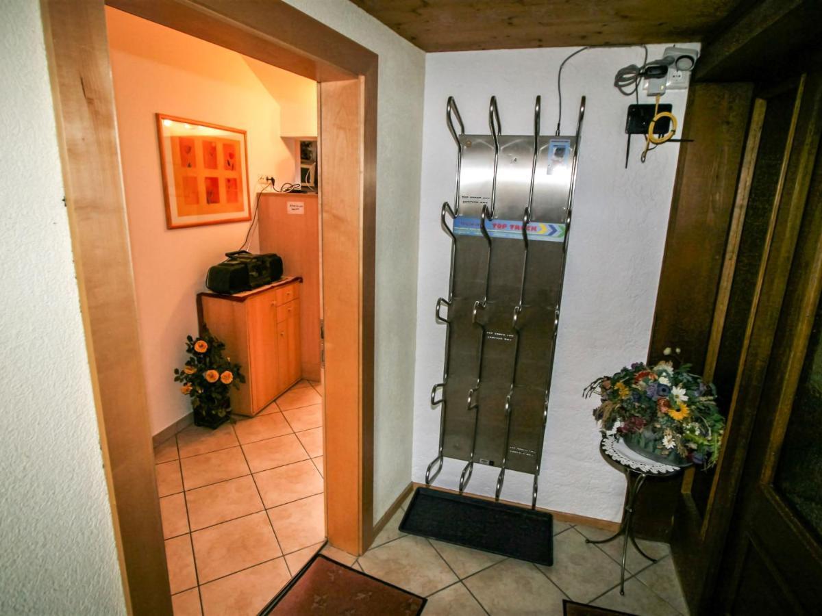 Apartment Plank Stumm Bagian luar foto