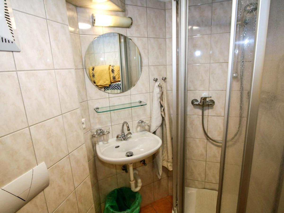 Apartment Plank Stumm Bagian luar foto